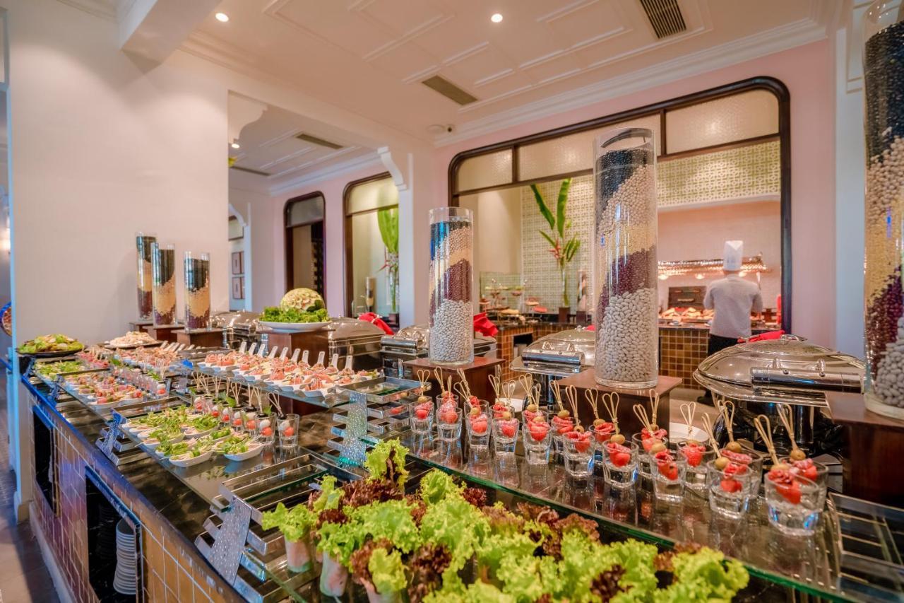 อัลเลโกร ฮอยอัน . อะ ลิตเติล ลักชัวรี โฮเต็ล แอนด์ สปา Hotel ภายนอก รูปภาพ A salad bar