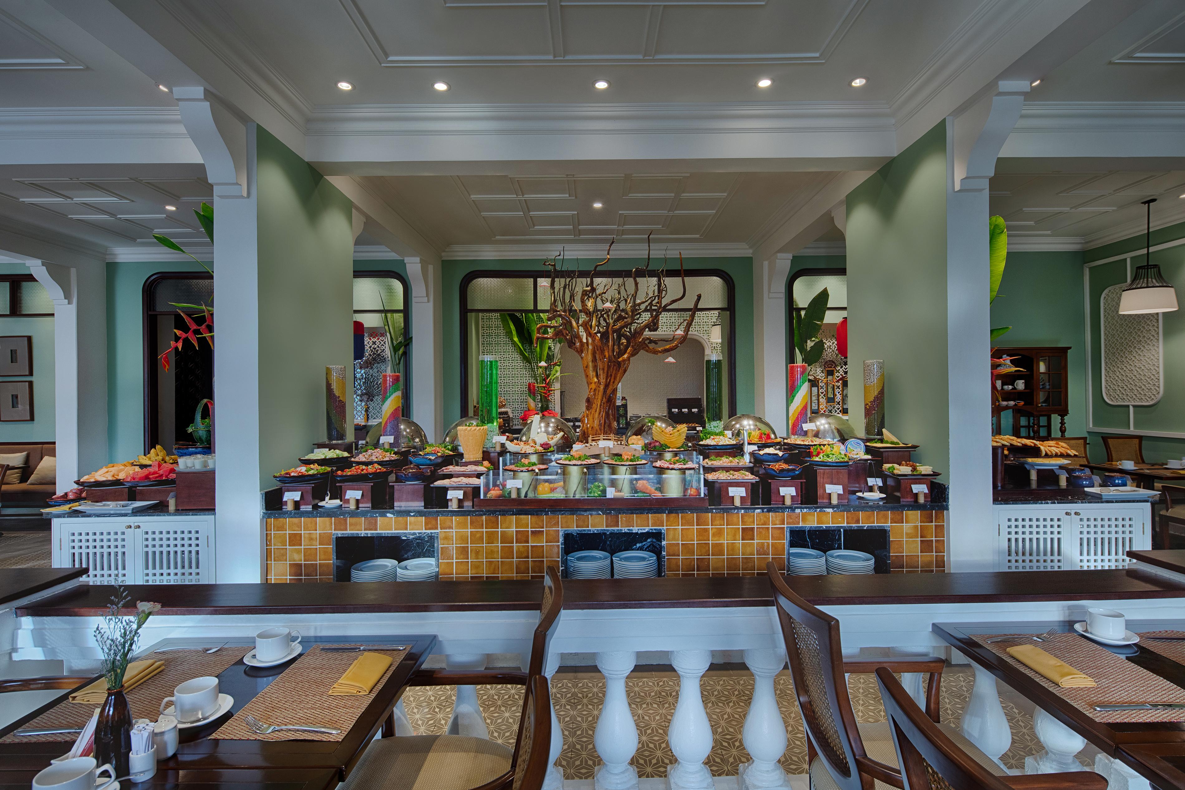 อัลเลโกร ฮอยอัน . อะ ลิตเติล ลักชัวรี โฮเต็ล แอนด์ สปา Hotel ภายนอก รูปภาพ The interior of the restaurant